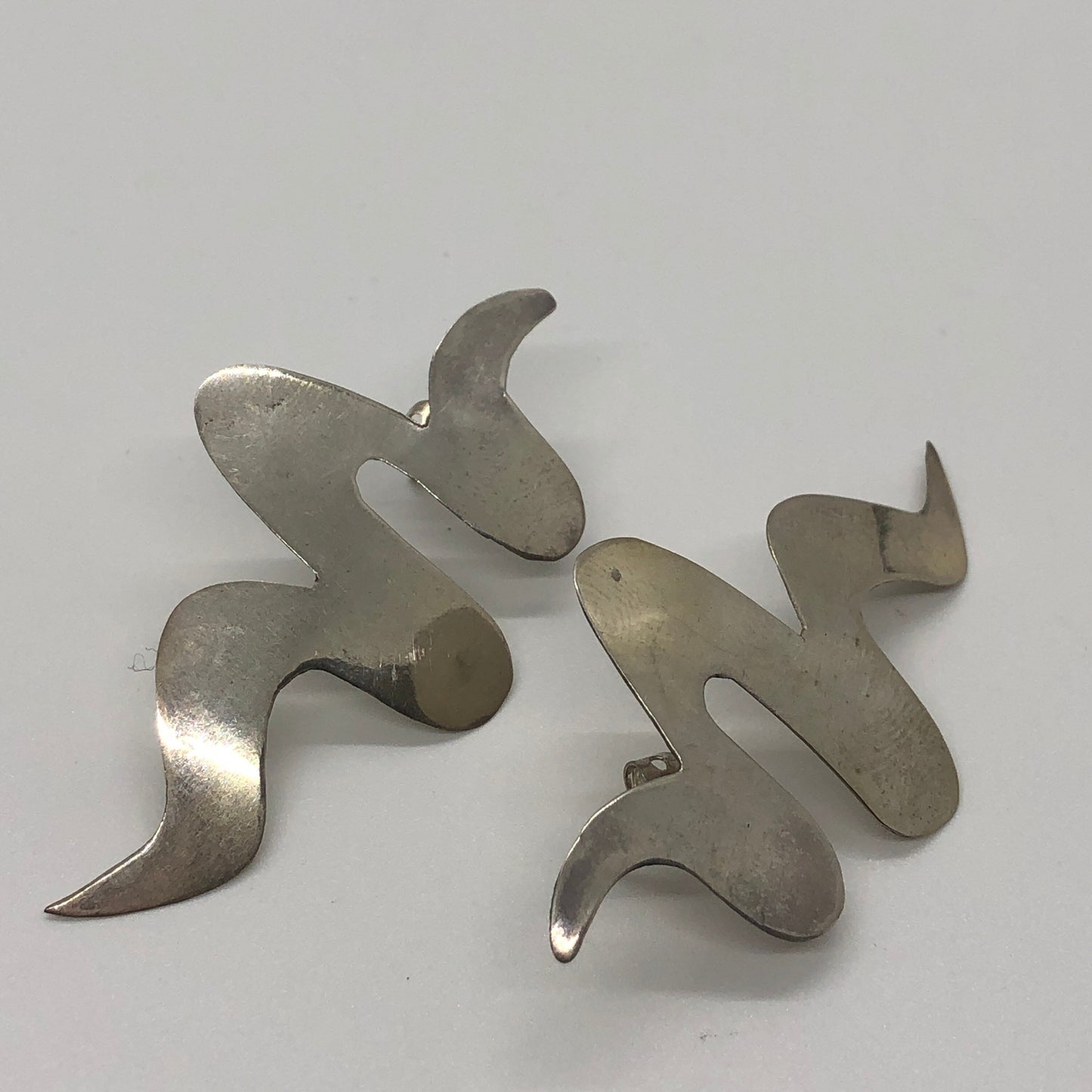 Large Vintage Handmade Sterling Silver Earrings Indonesia, Vintage old stock, Beautiful Movement design