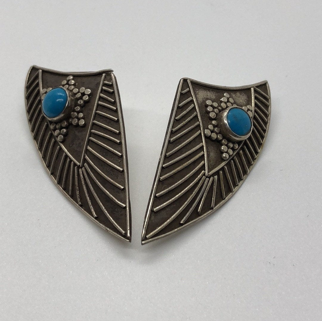 Vintage Handmade Sterling Silver and turquoise Earrings Indonesia, Vintage old stock, Beautiful