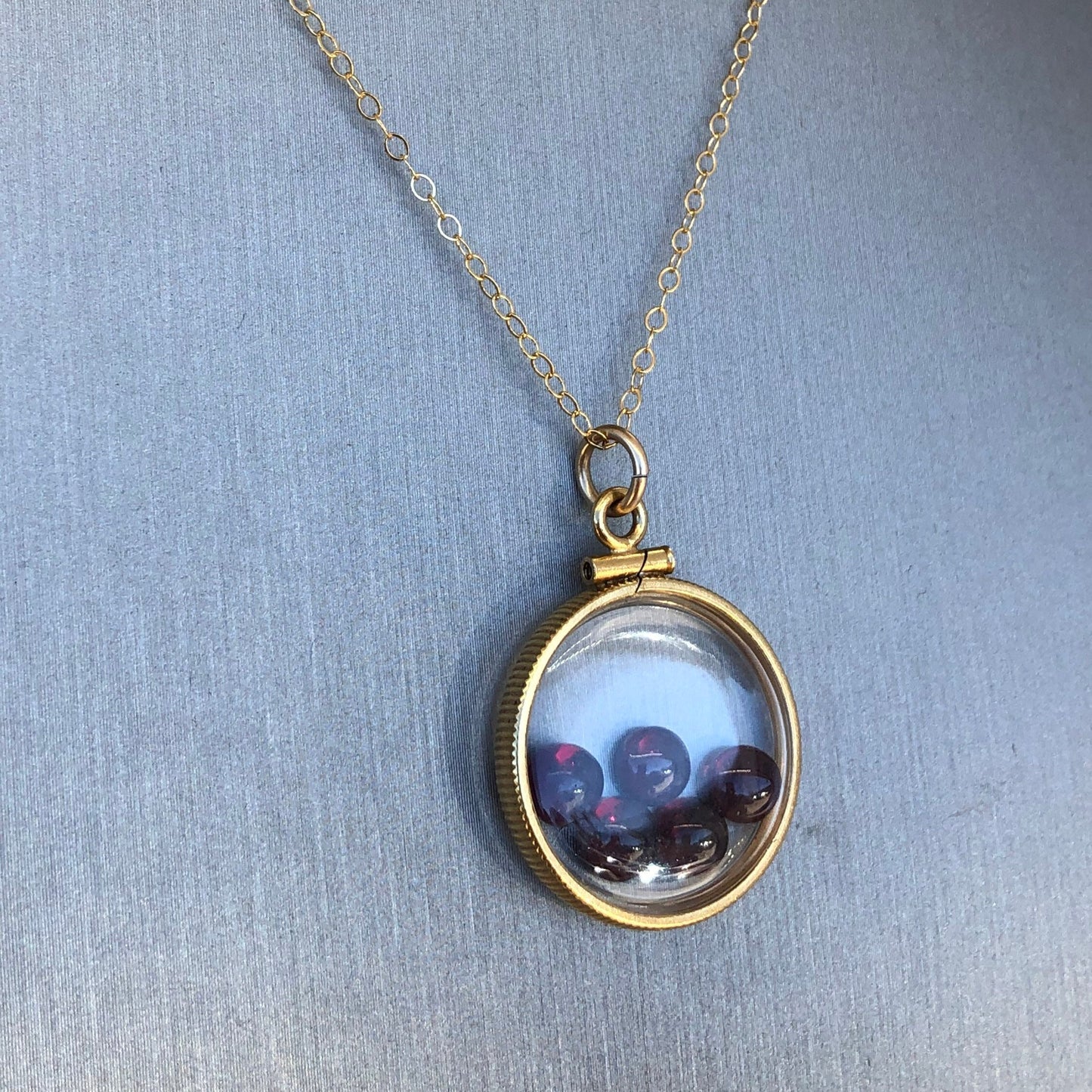 Handmade Garnet Shaker Locket, 14k gold filled w/ 3.98 CTW of natural gems, January birthstone Customize one for your Mother's Day, Ask me!