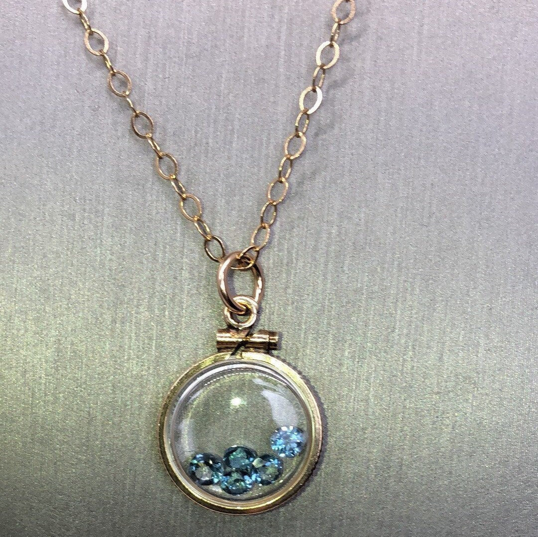 Vintage Topaz Shaker Locket 12k gold filled with five beautiful faceted genuine round cut 3mm gemstones, November birthstone New Old Stock
