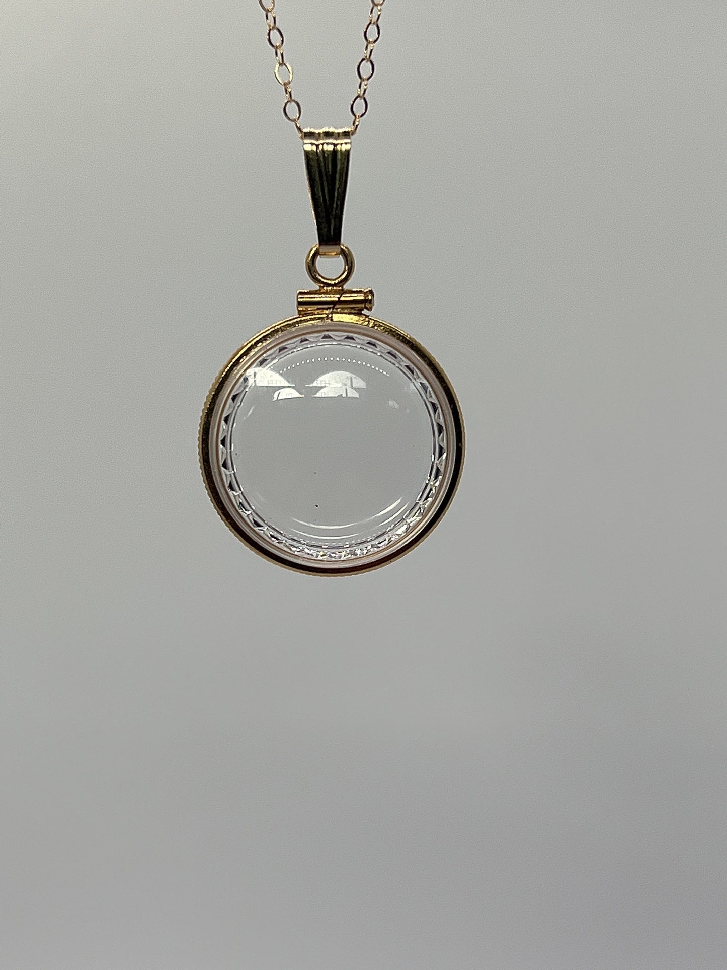 14k Solid Gold Diamond Edge Empty 22 mm Handmade shaker Locket w/ FREE  small  SCREW DRIVER waiting for your little treasures, with chain