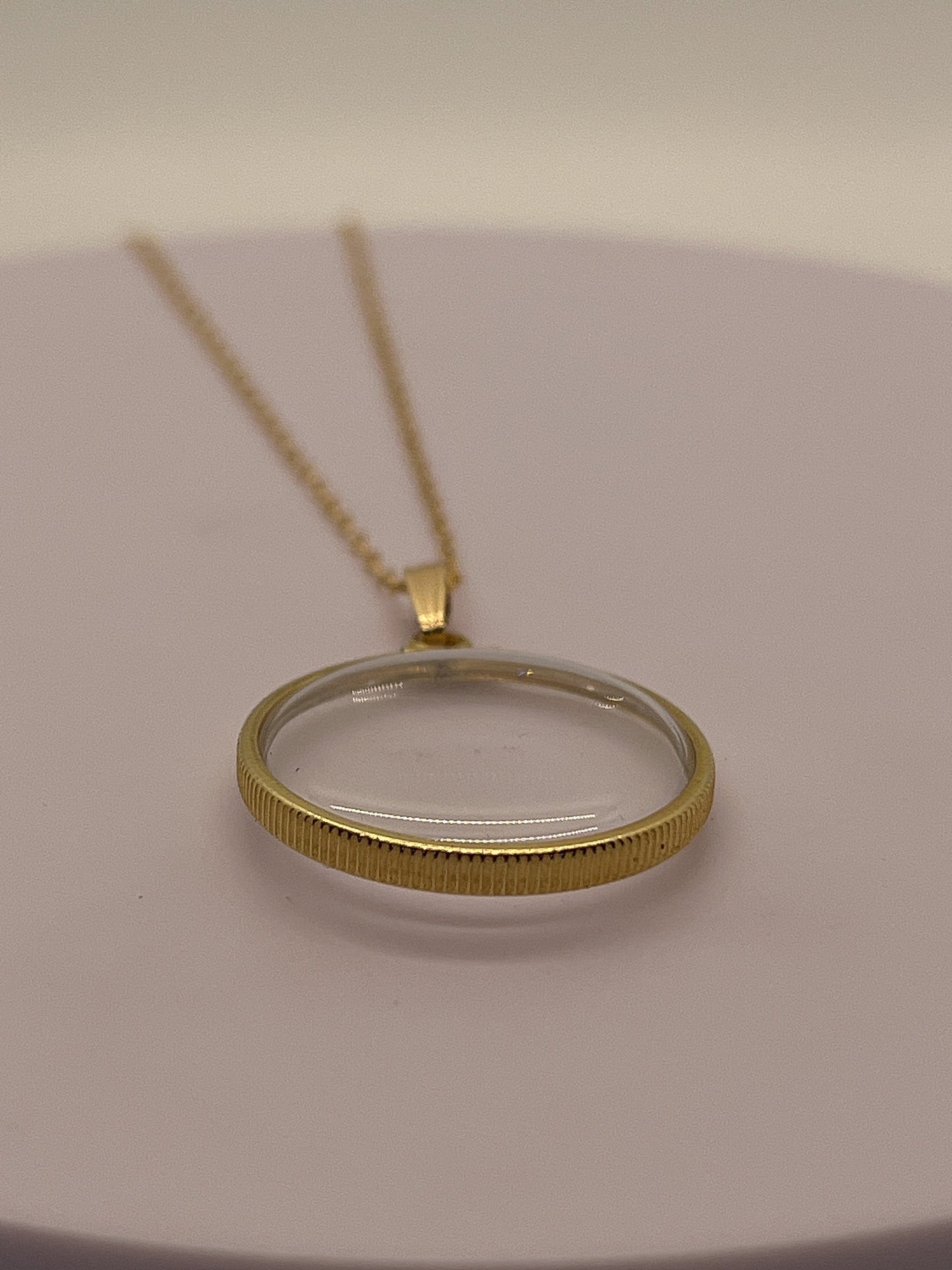 25mm 14K Gold-Filled Shaker Locket detail