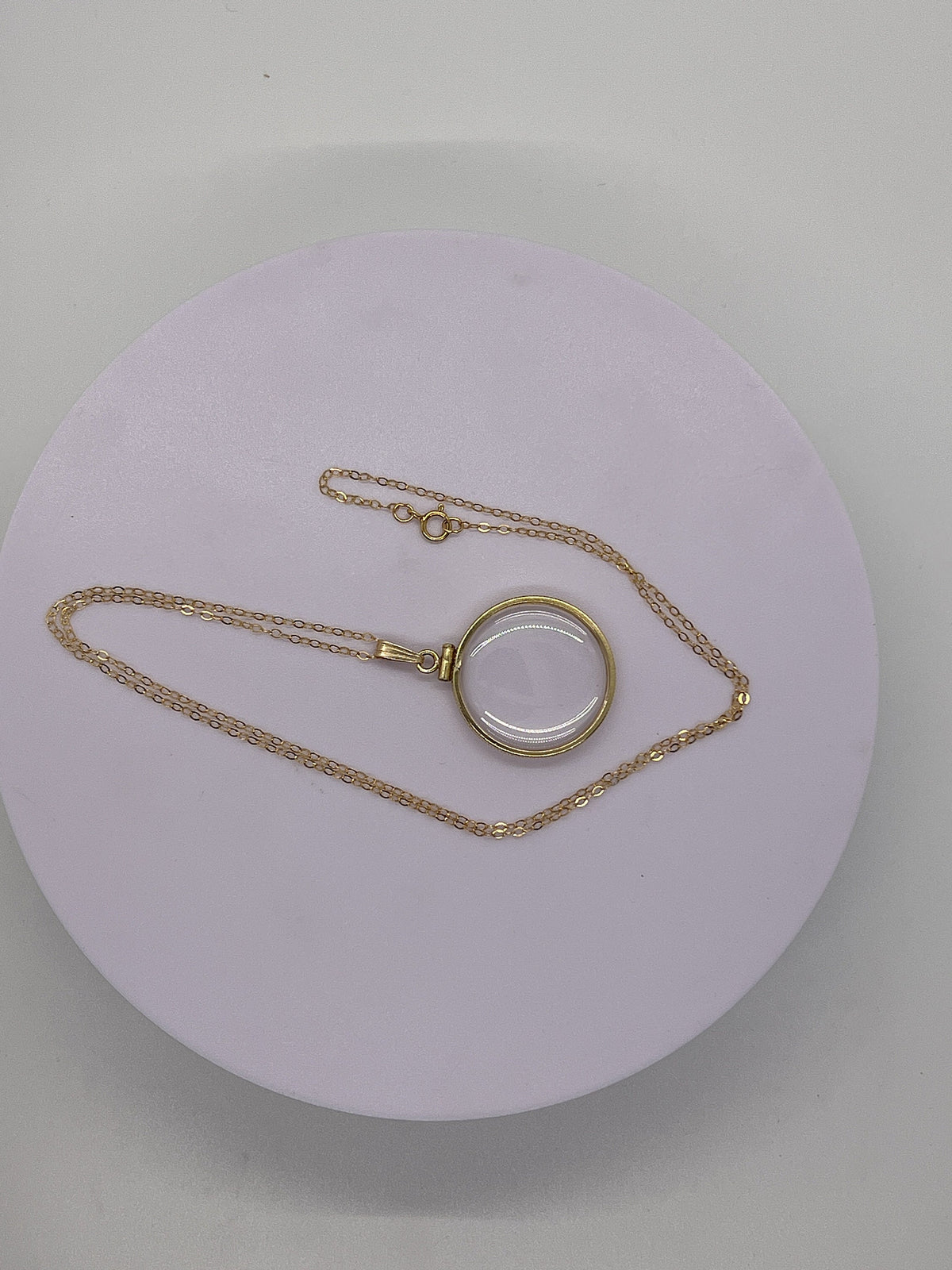 25mm 14K Gold-Filled Shaker Locket detail