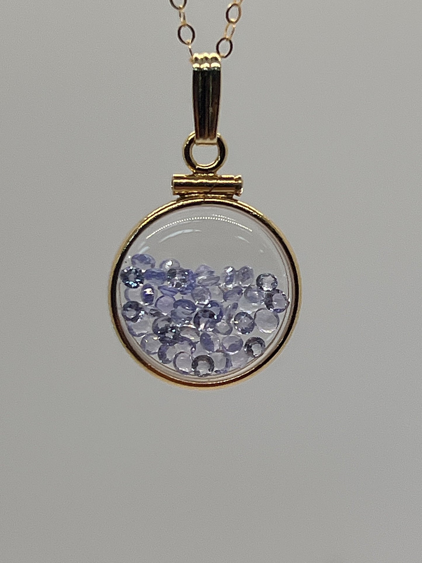 14k solid gold Tanzanite  16.5mm Handmade shaker Locket 1.75 CTW