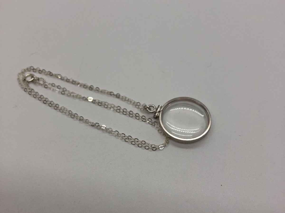 20mm Sterling Silver Shaker Locket for Keepsakes detail