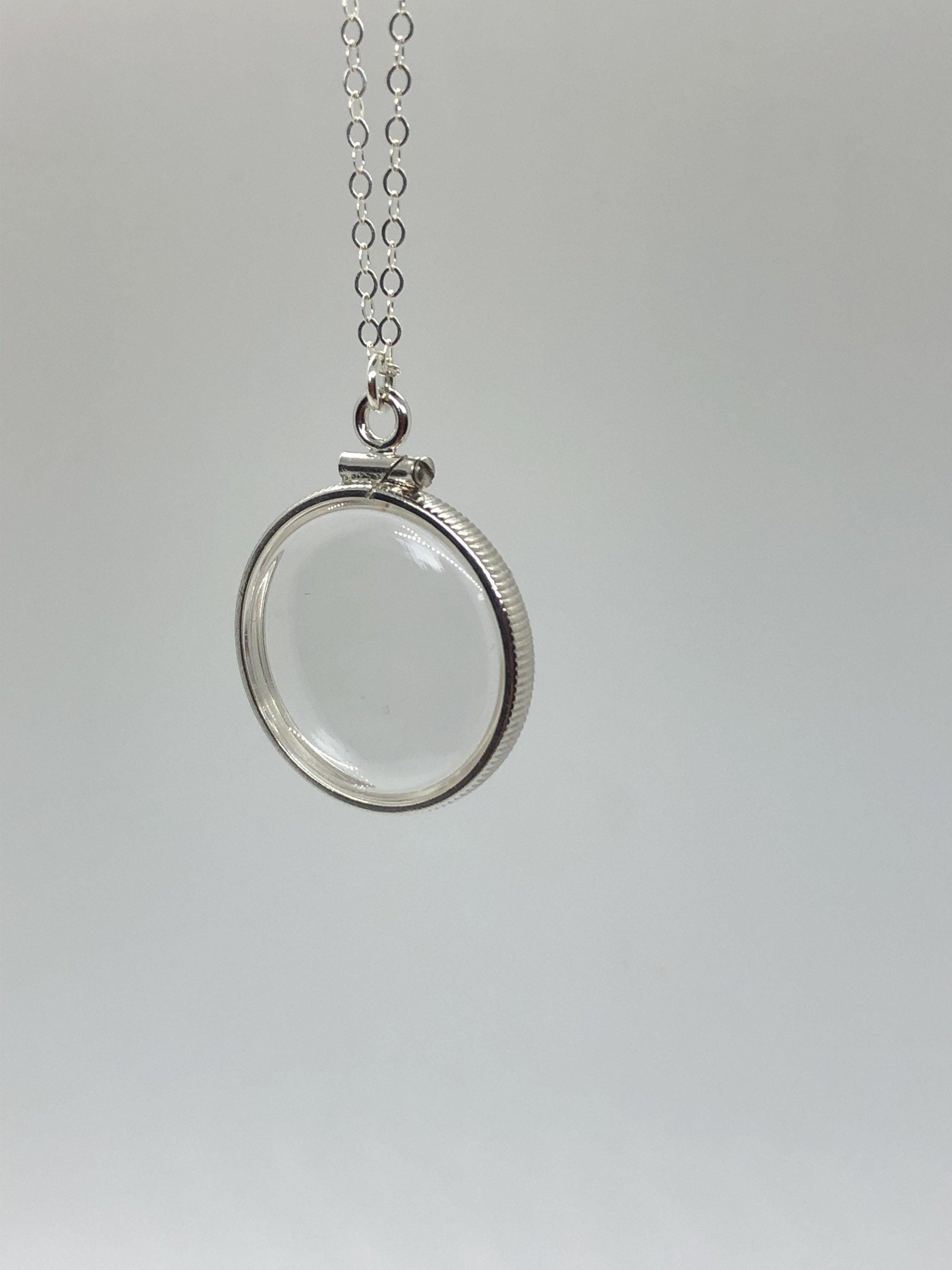 20mm Sterling Silver Shaker Locket for Keepsakes detail