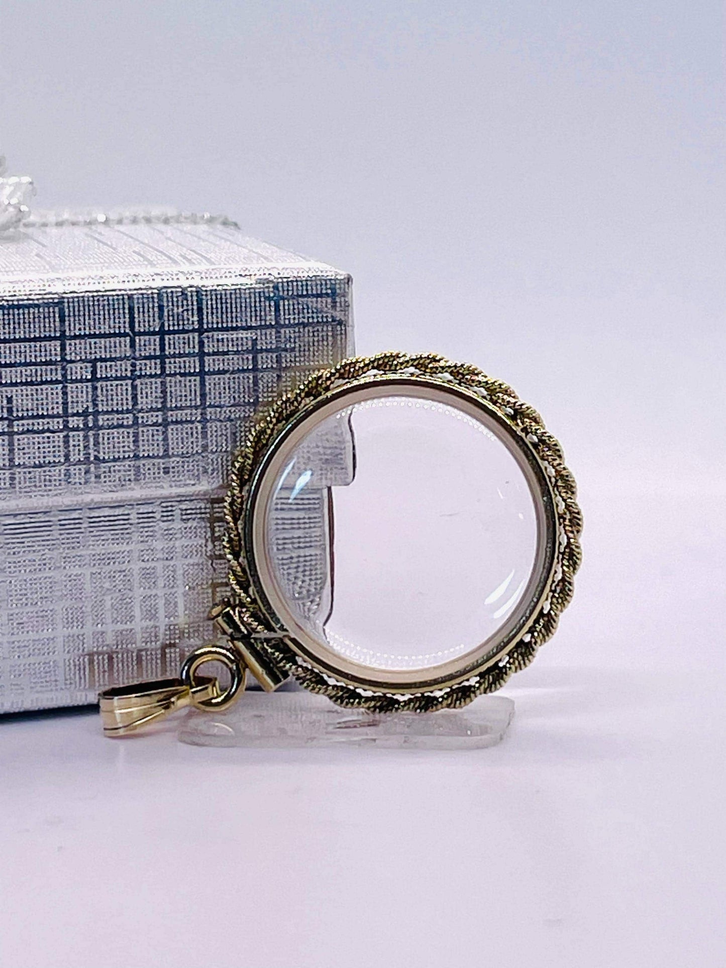 20mm 14K Gold-Filled Rope-Edge Shaker Locket for Keepsakes