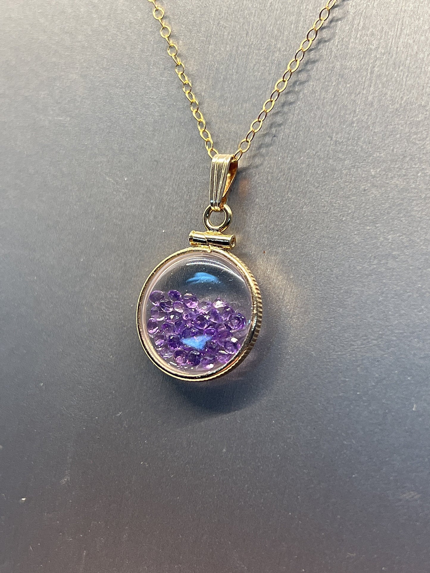 14k Solid Gold Handmade Dime sized Amethyst shaker locket, 1.15 TCW, February birthstone.