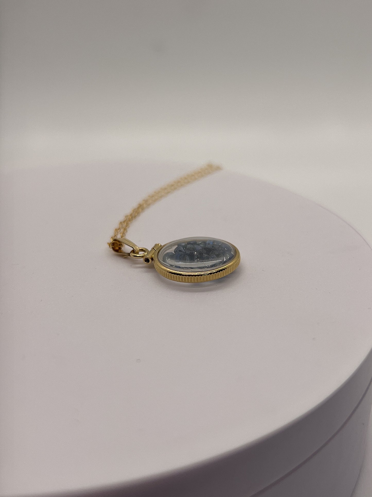 14k Solid Gold Handmade Dime size Sapphire shaker locket, 2.0 TCW,  September birthstone.